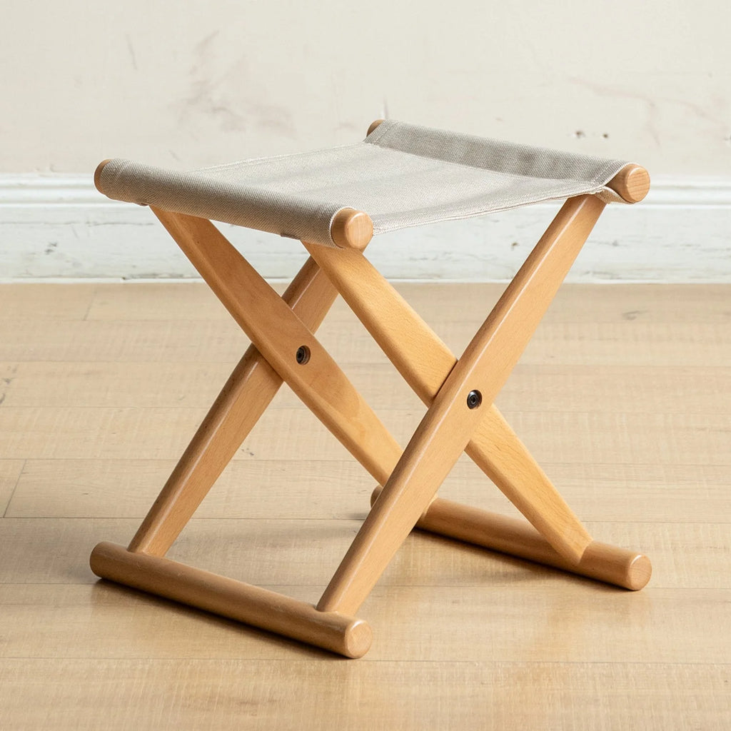 Klapphocker aus Buchenholz mit Canvas